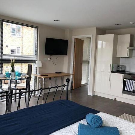 Studio Apartment Opposite Shoreditch Park London Exterior photo