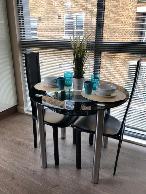 Studio Apartment Opposite Shoreditch Park London Exterior photo