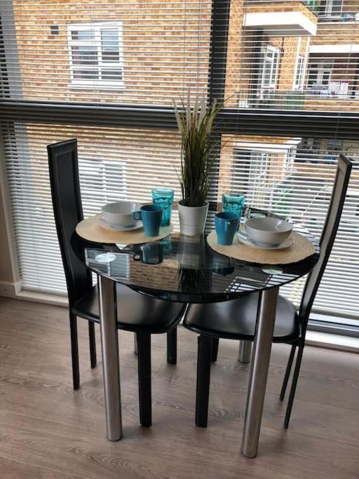 Studio Apartment Opposite Shoreditch Park London Exterior photo
